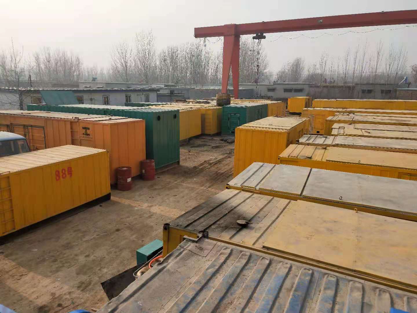 正定租赁发电机-灰尘、风沙对柴油发电机组造成哪些不良影响？